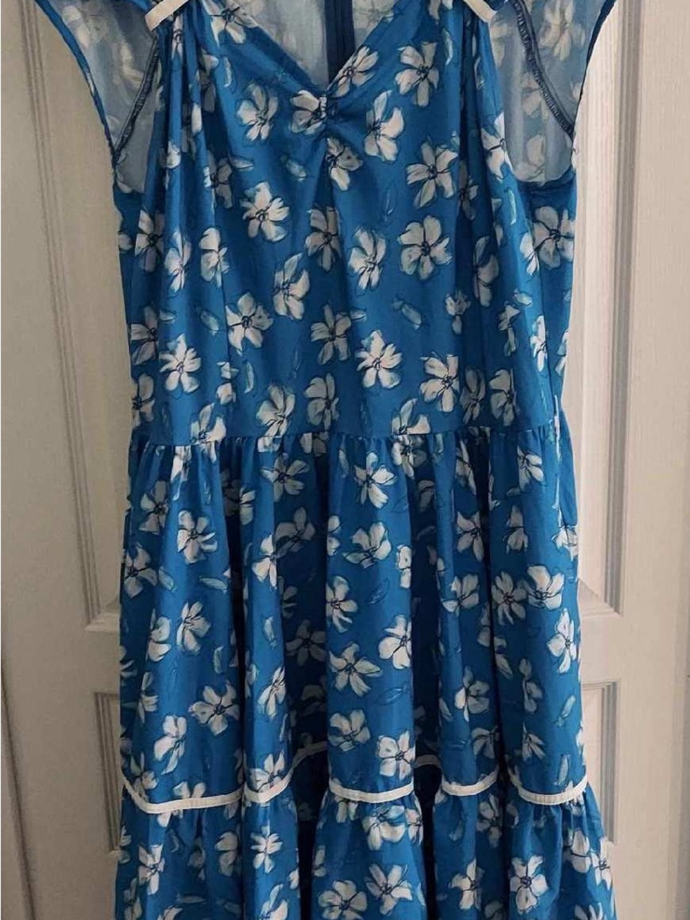 EUC Olivia Swing Dress in Blue and White Floral Print Sz 46